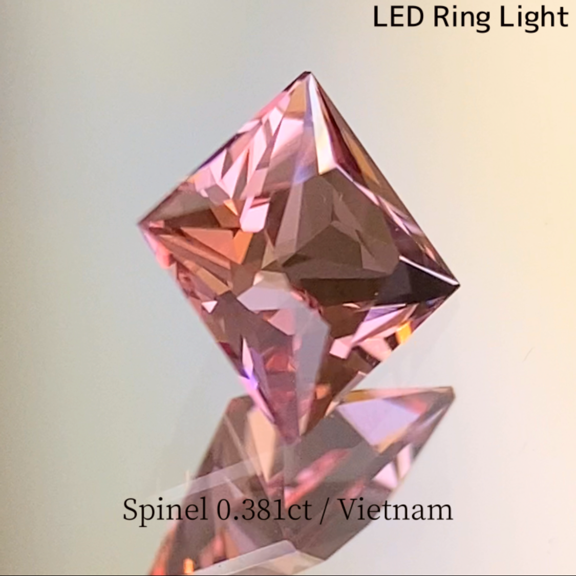 Pink Spinel 0.381ct / Vietnam