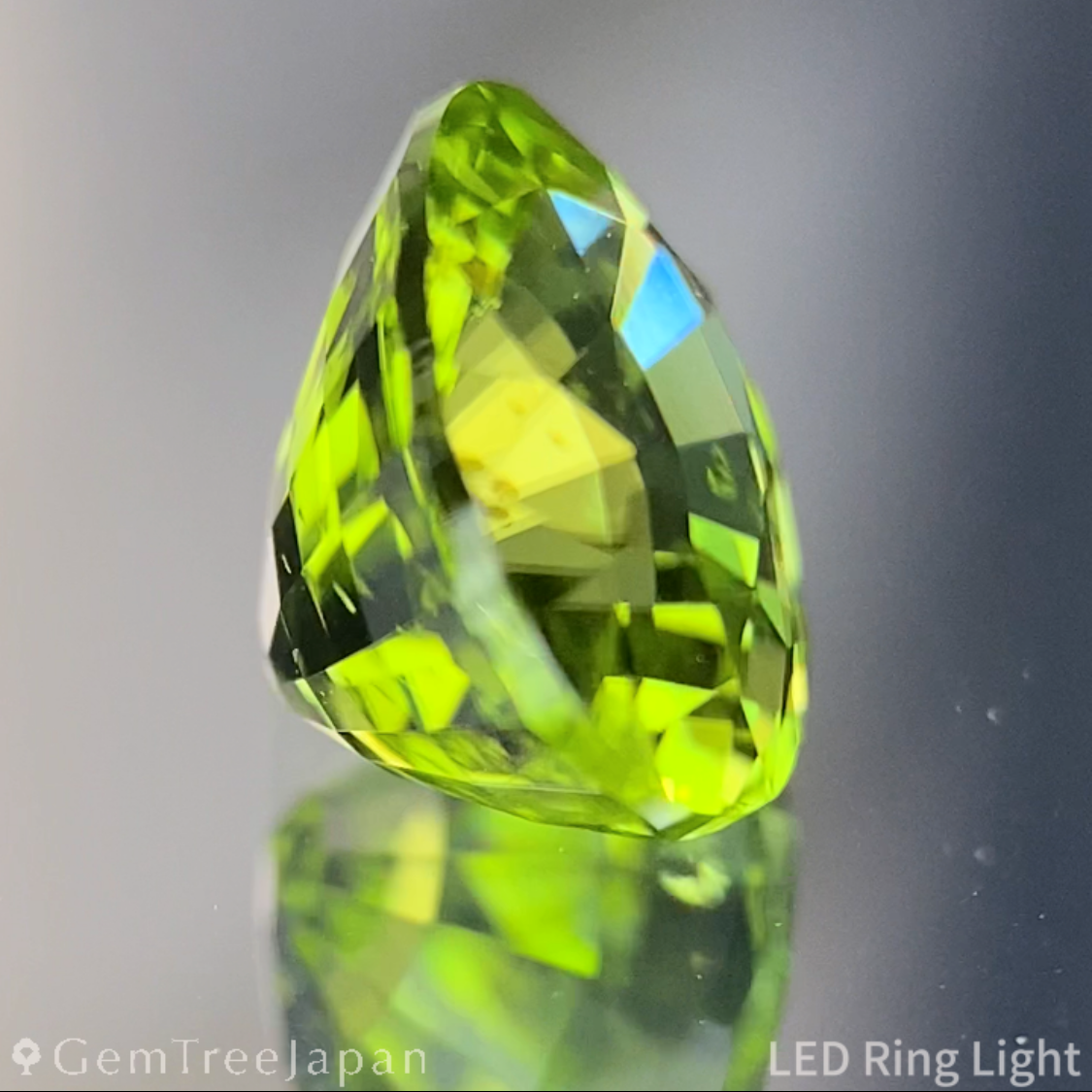 Peridot 2.132ct / Vietnam