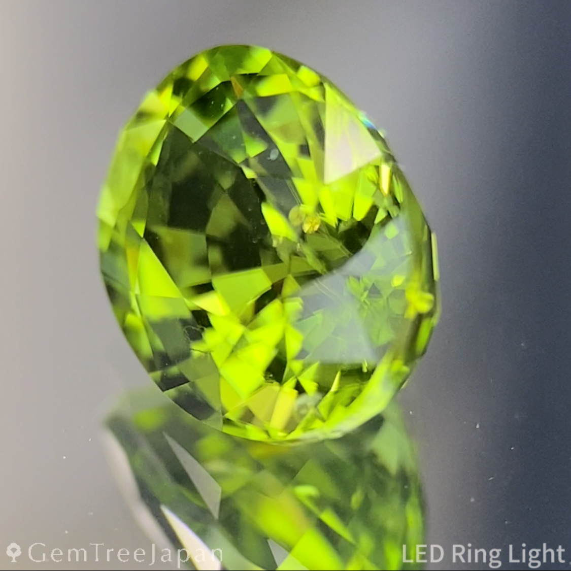 Peridot 2.132ct / Vietnam