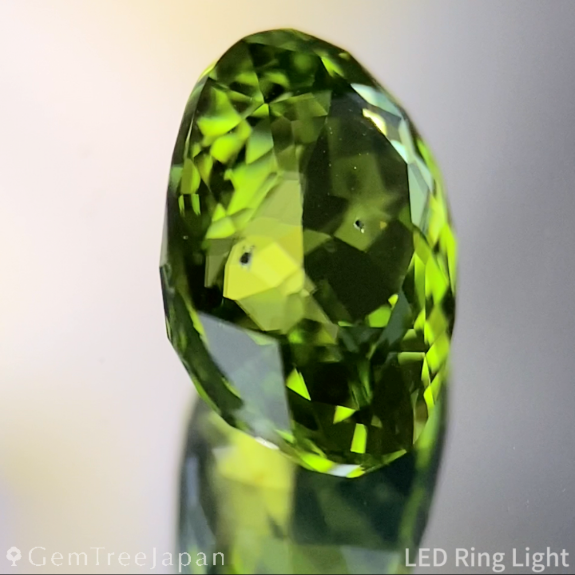 Peridot 3.174ct / Vietnam