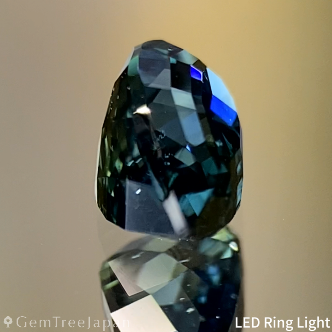 Parti-Color Sapphire 1.23ct / Nigeria