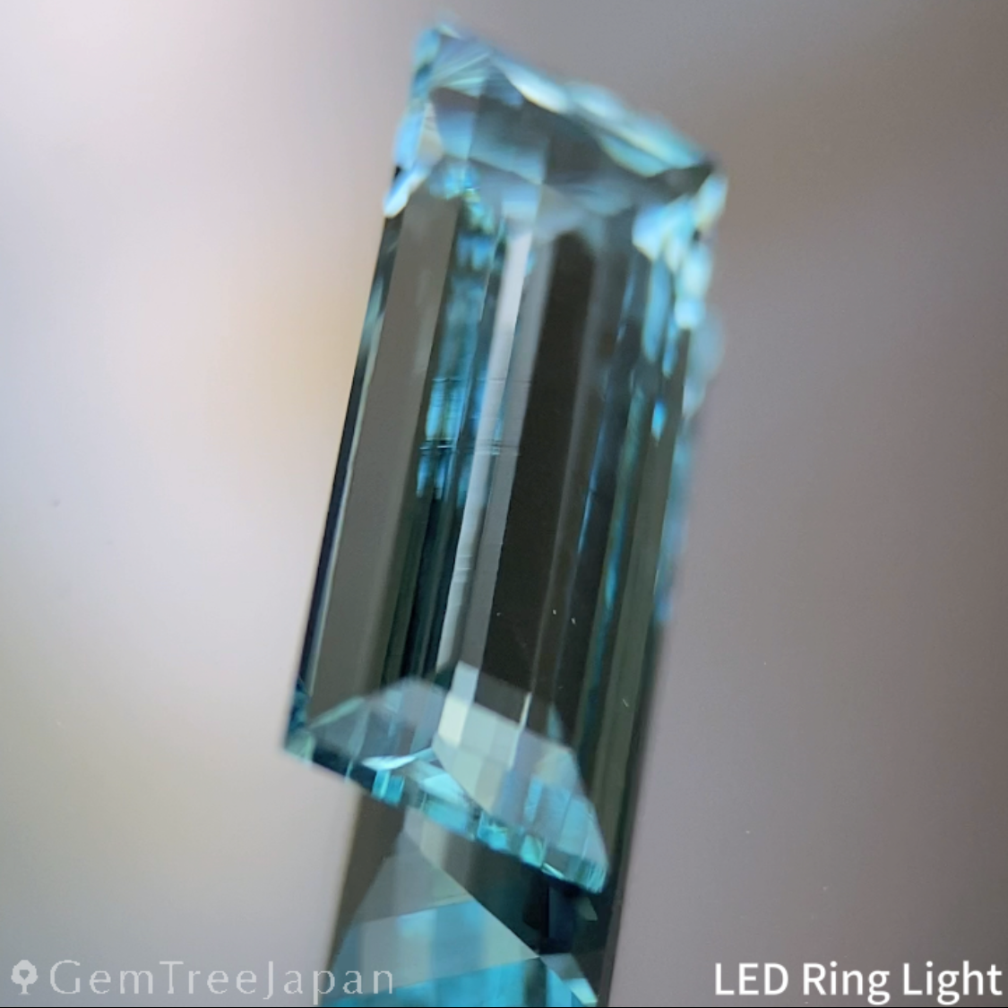 Aquamarine 1.996ct / Nigeria