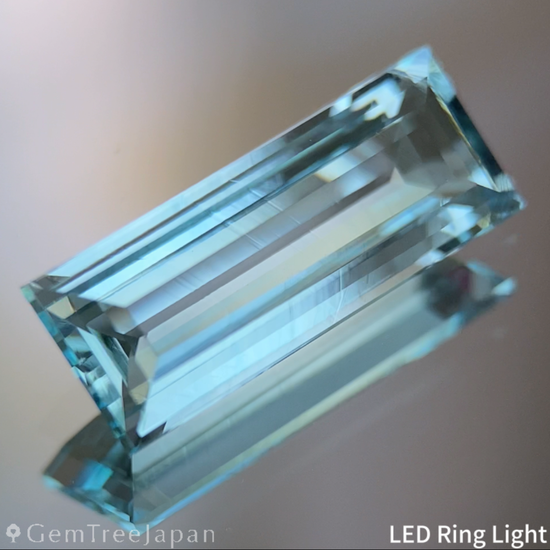 Aquamarine 1.996ct / Nigeria