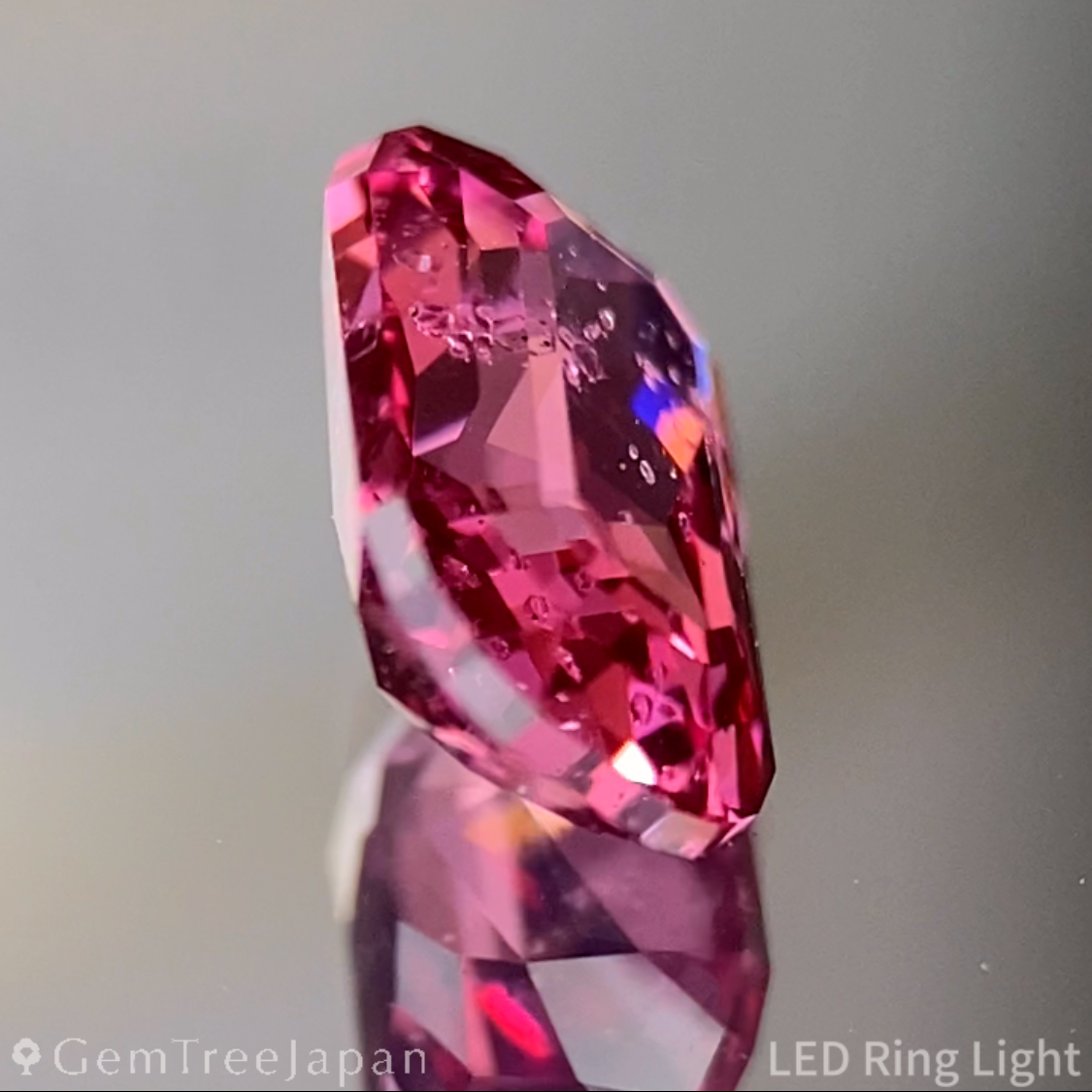 Orangy Pink Spinel 1.387ct / Tanzania
