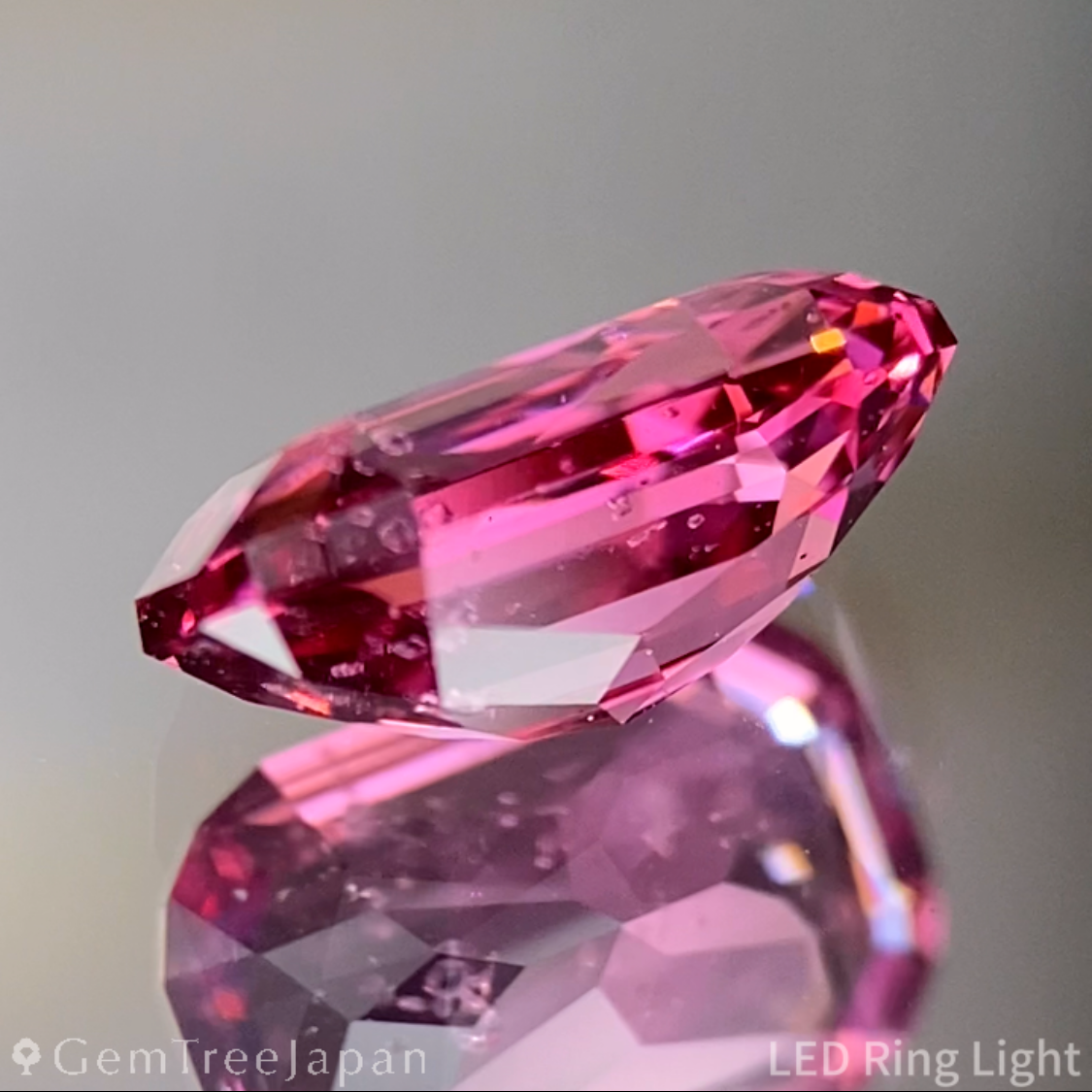 Orangy Pink Spinel 1.387ct / Tanzania