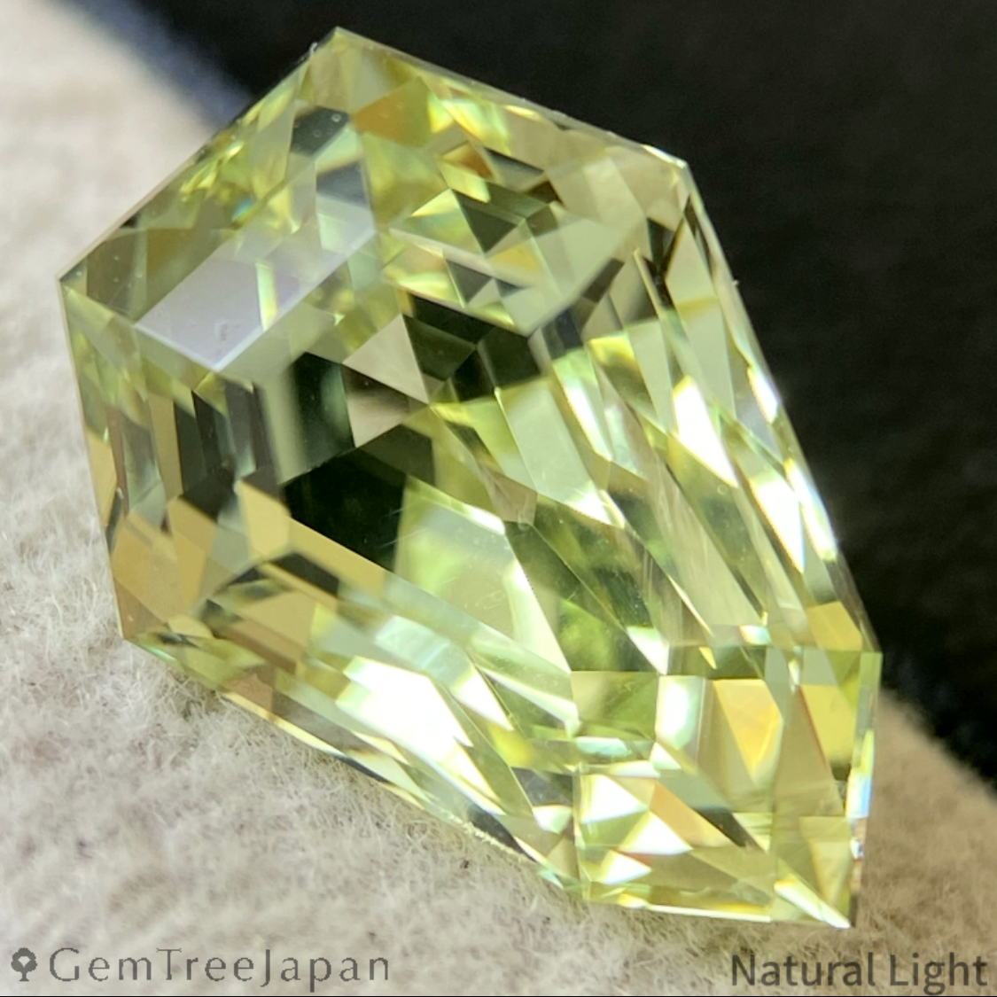 Chrysoberyl 4.405ct / Nigeria