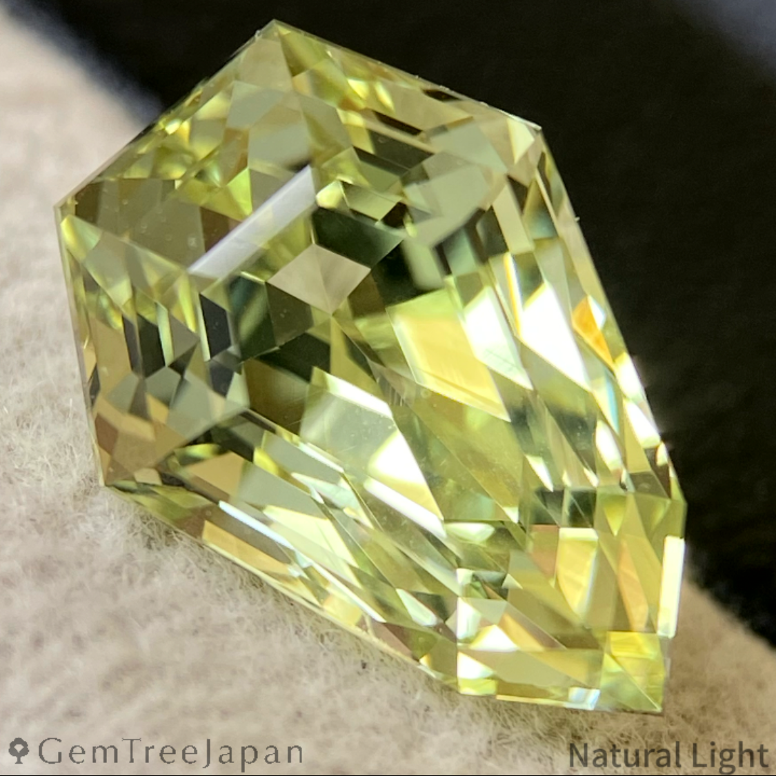 Chrysoberyl 4.405ct / Nigeria