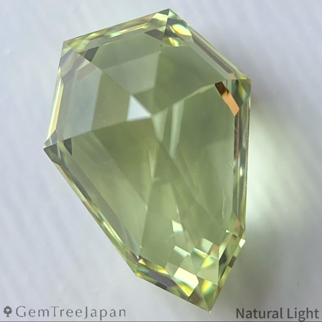 Chrysoberyl 4.405ct / Nigeria
