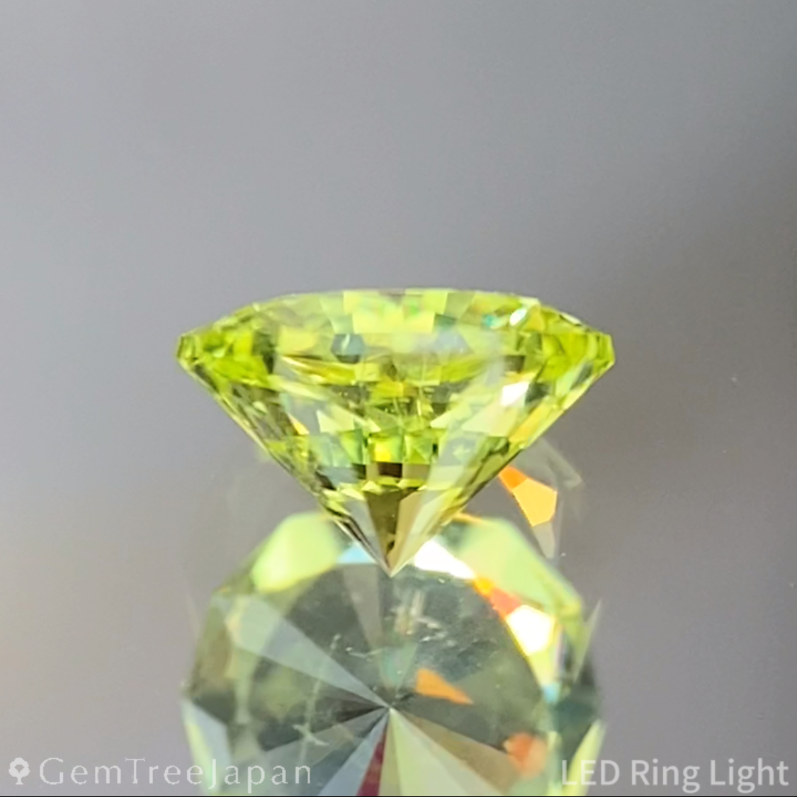 Parrot Chrysoberyl 0.419ct / Sri Lanka