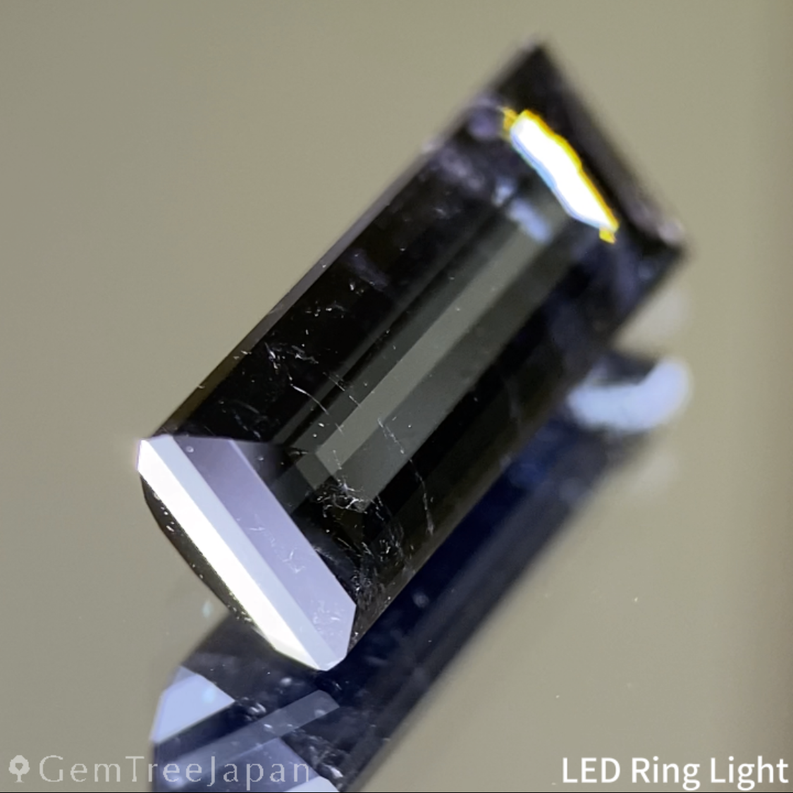 Violetish Grey Tourmaline 2.001ct / Nigeria