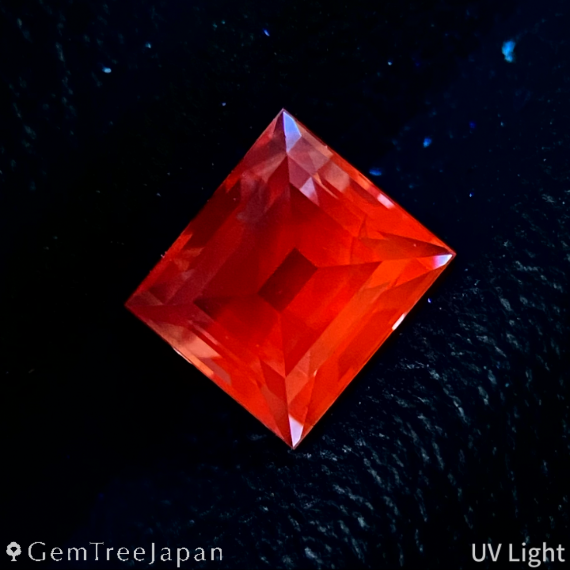Un-Heat Sapphire 0.688ct / Thailand (Kanchanaburi)