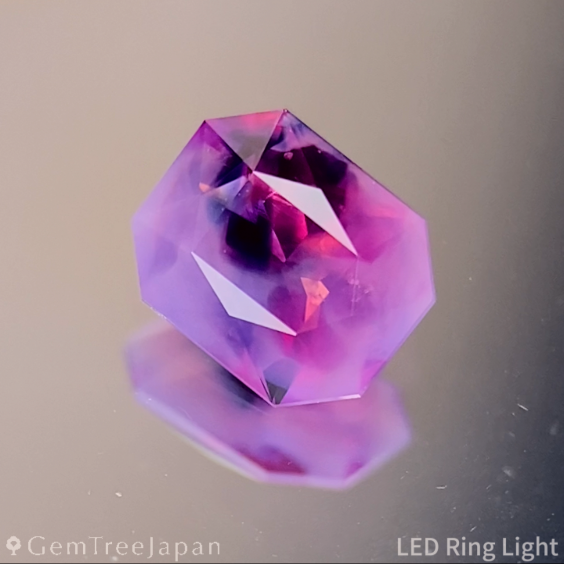 Un-Heat Parti-Color Sapphire 0.390ct / Vietnam