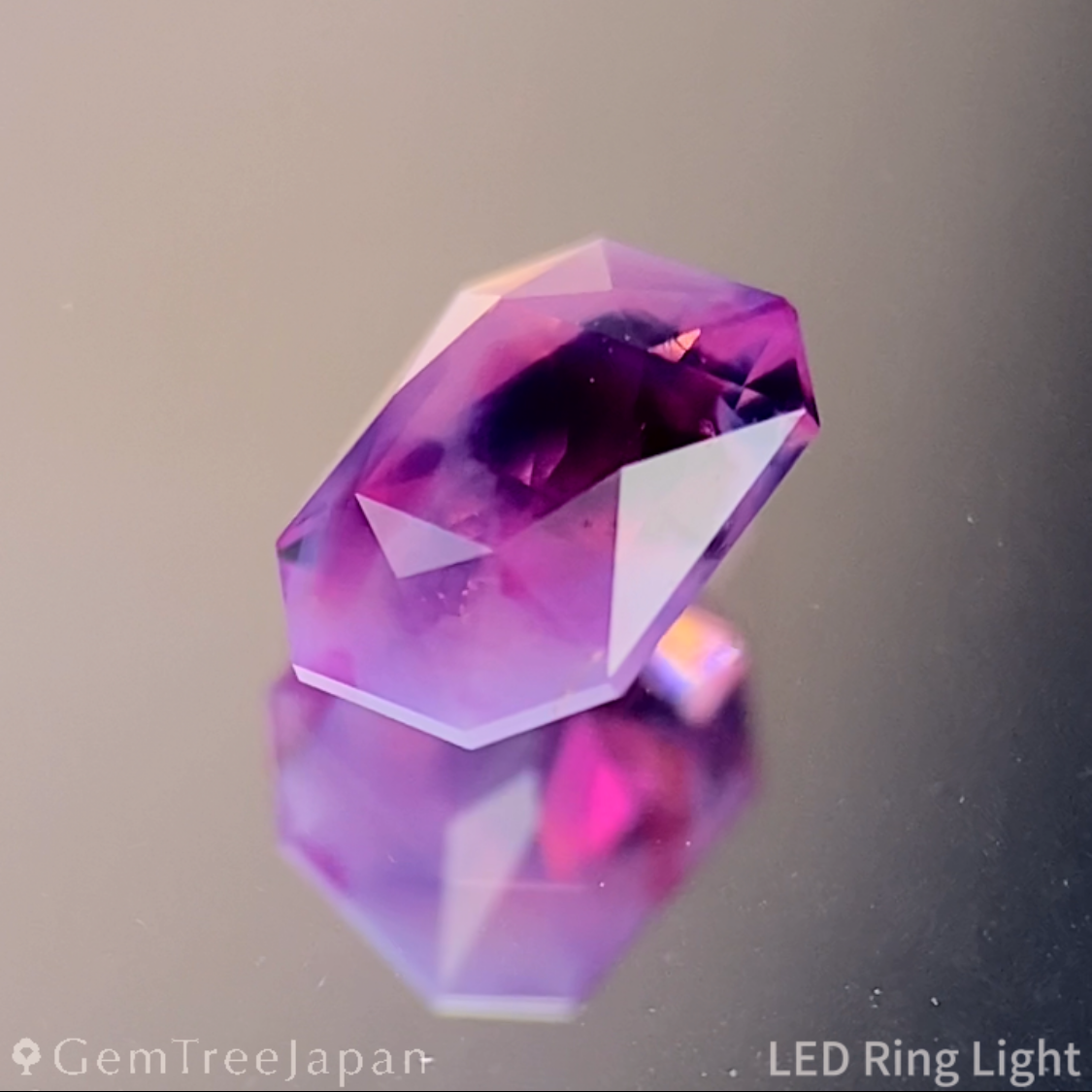 Un-Heat Parti-Color Sapphire 0.390ct / Vietnam