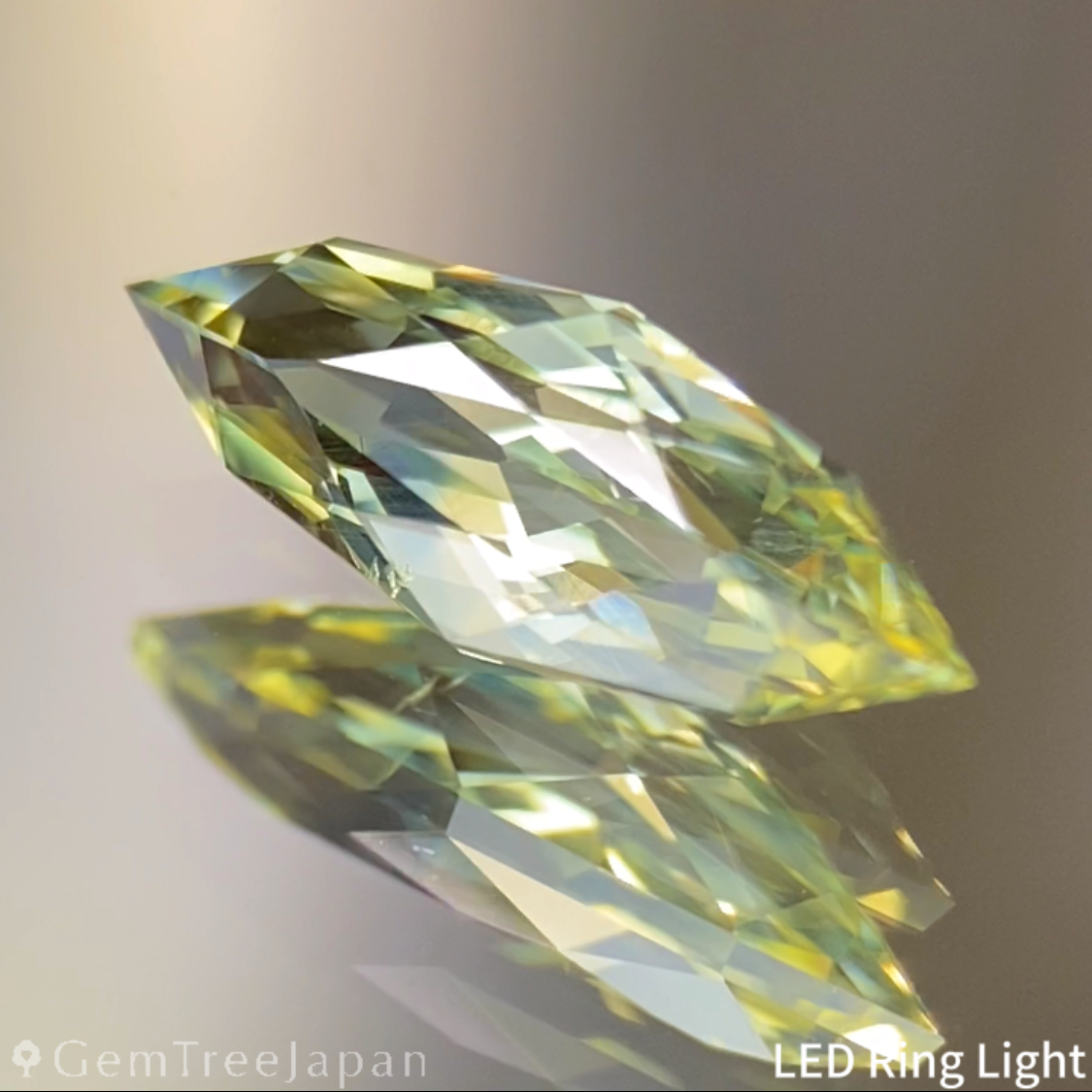 Parti-Color Sapphire 0.922ct / Nigeria