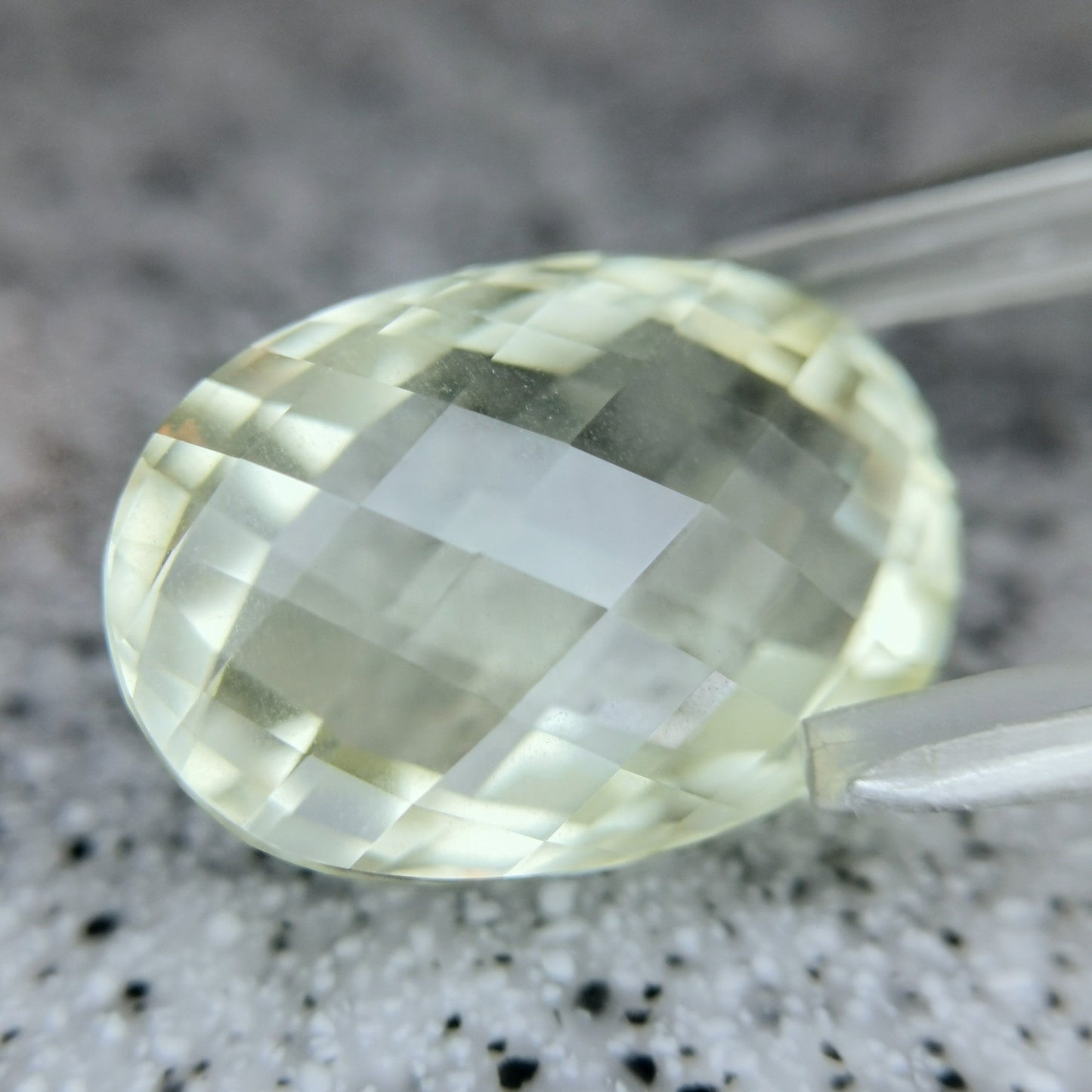 Orthoclase Feldspar 9.04ct / Sri Lanka