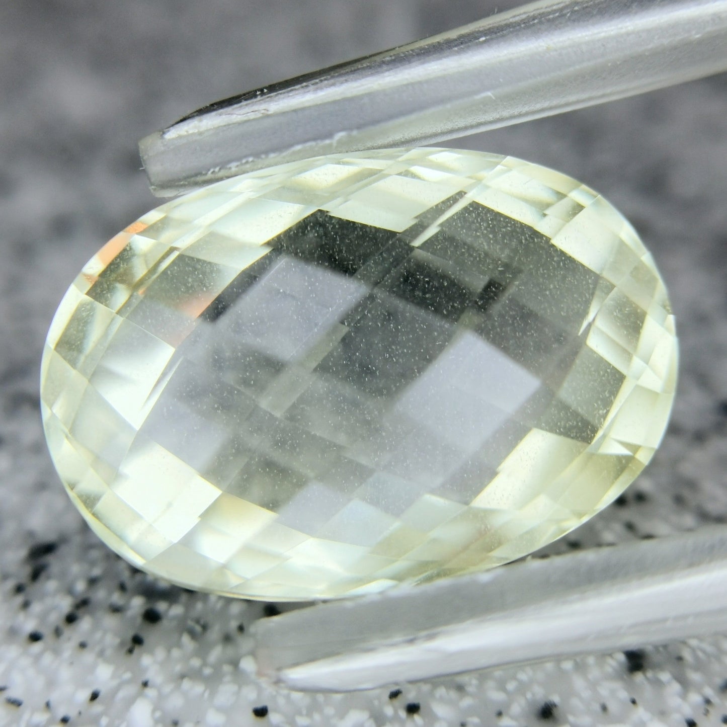Orthoclase Feldspar 9.04ct / Sri Lanka