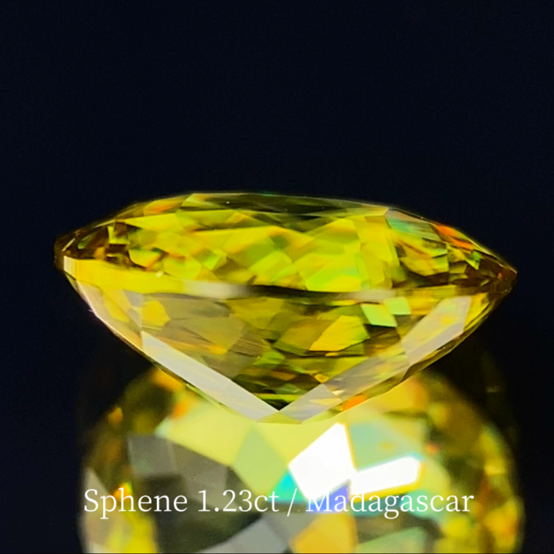 Sphene 1.23ct / Madagascar