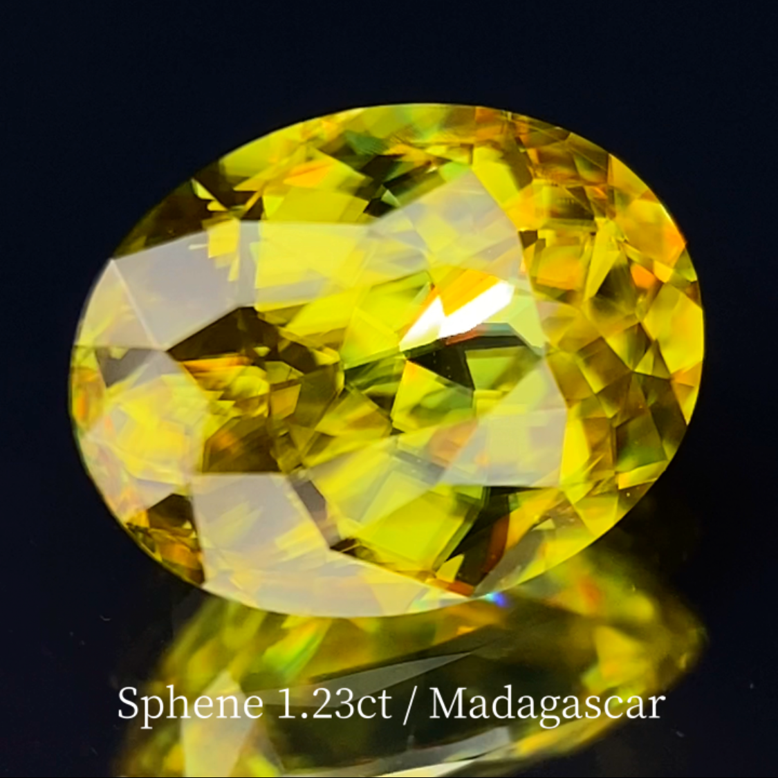 Sphene 1.23ct / Madagascar