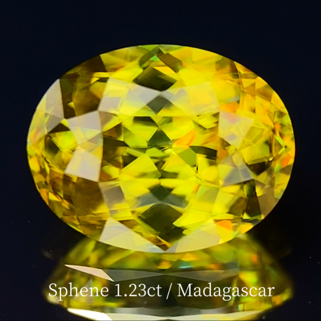 Sphene 1.23ct / Madagascar
