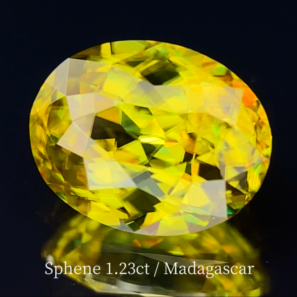 Sphene 1.23ct / Madagascar