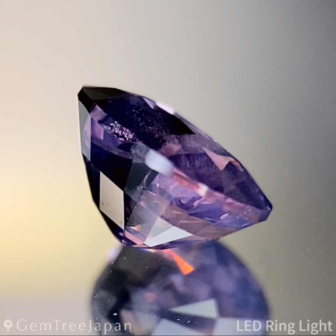 Un-Heat Parti-Color Sapphire 0.851ct / Vietnam