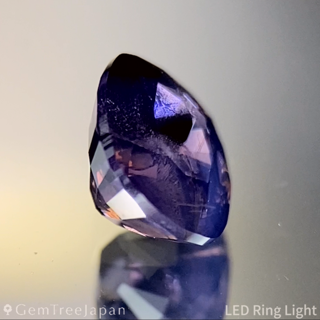 Un-Heat Parti-Color Sapphire 0.851ct / Vietnam