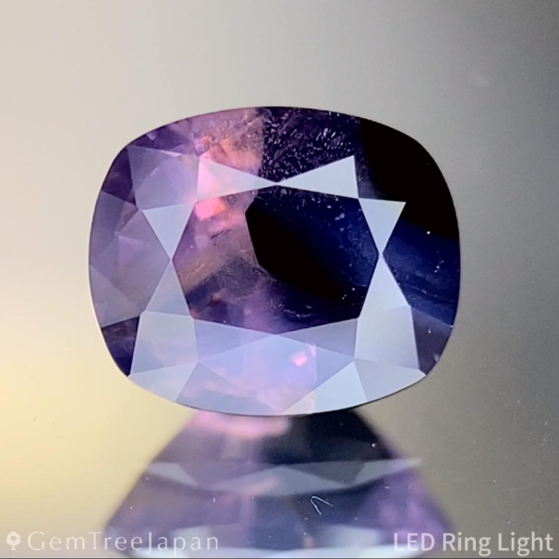 Un-Heat Parti-Color Sapphire 0.851ct / Vietnam