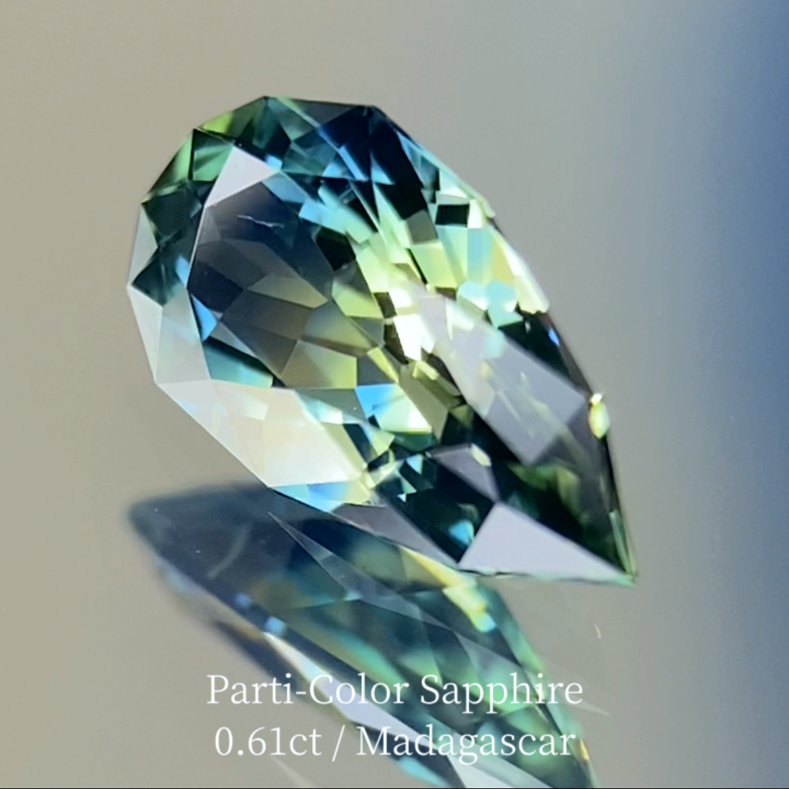 Parti-Color Sapphire 0.620ct / Madagascar