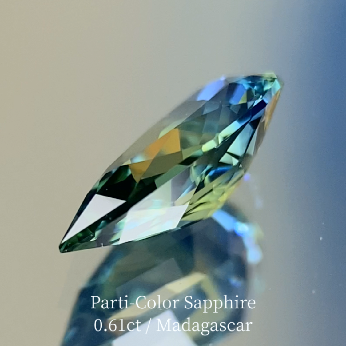 Parti-Color Sapphire 0.620ct / Madagascar