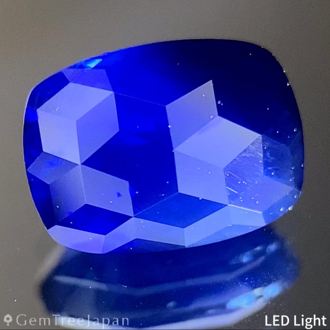 Royal Blue Sapphire 1.504ct / Burma