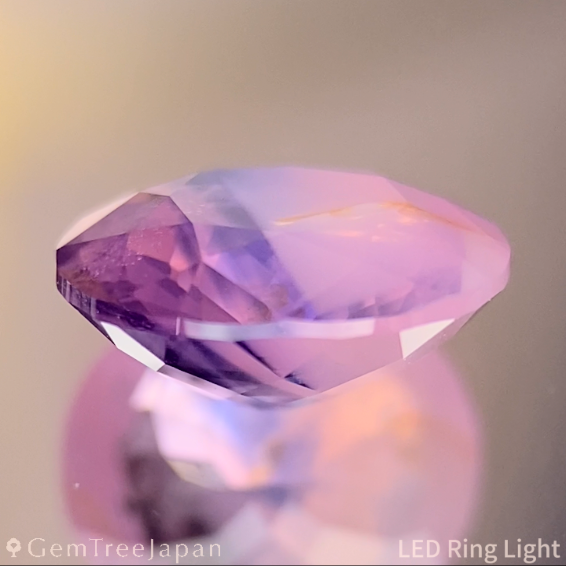Un-Heat Parti-Color Sapphire 1.810ct / Vietnam