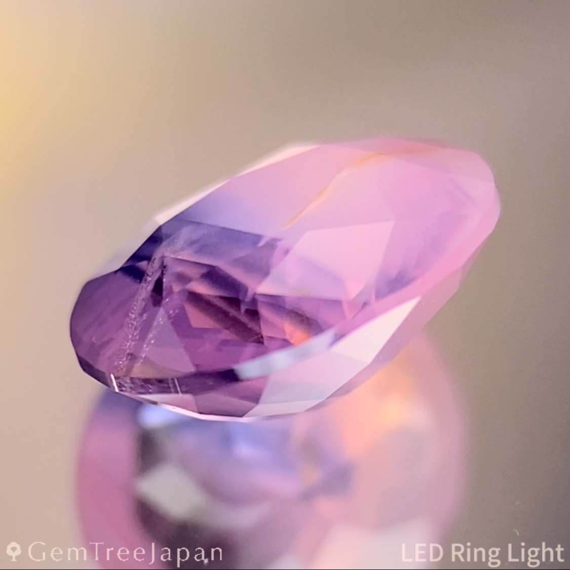 Un-Heat Parti-Color Sapphire 1.810ct / Vietnam