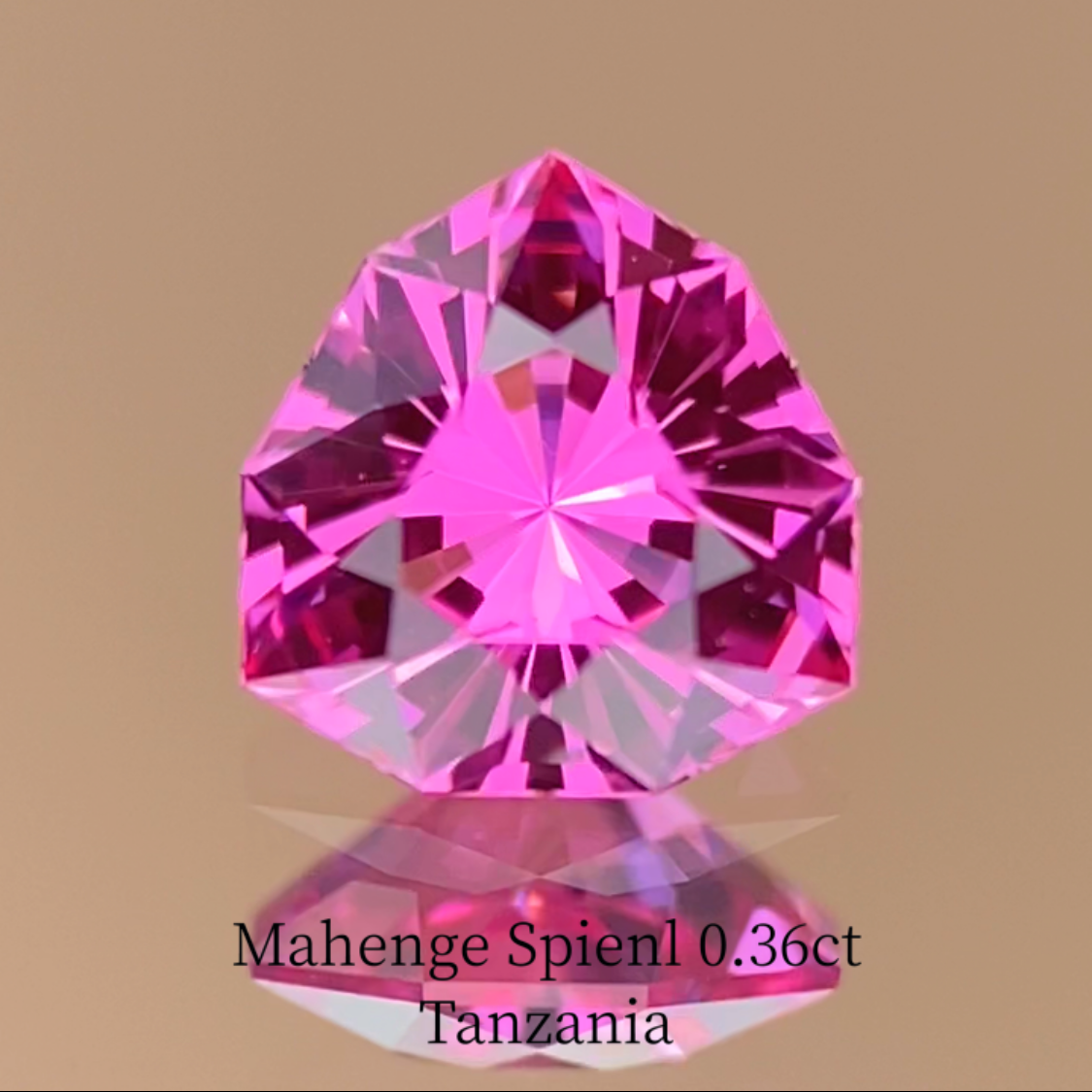 Neon Pink Spinel 0.372ct / Tanzania