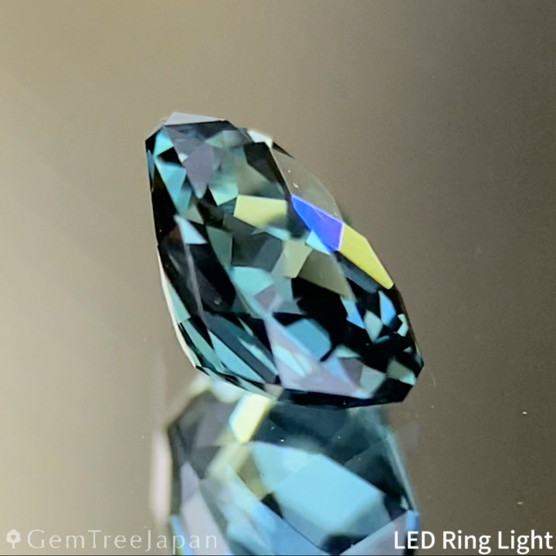 Bluish Green Sapphire 0.762ct / Nigeria