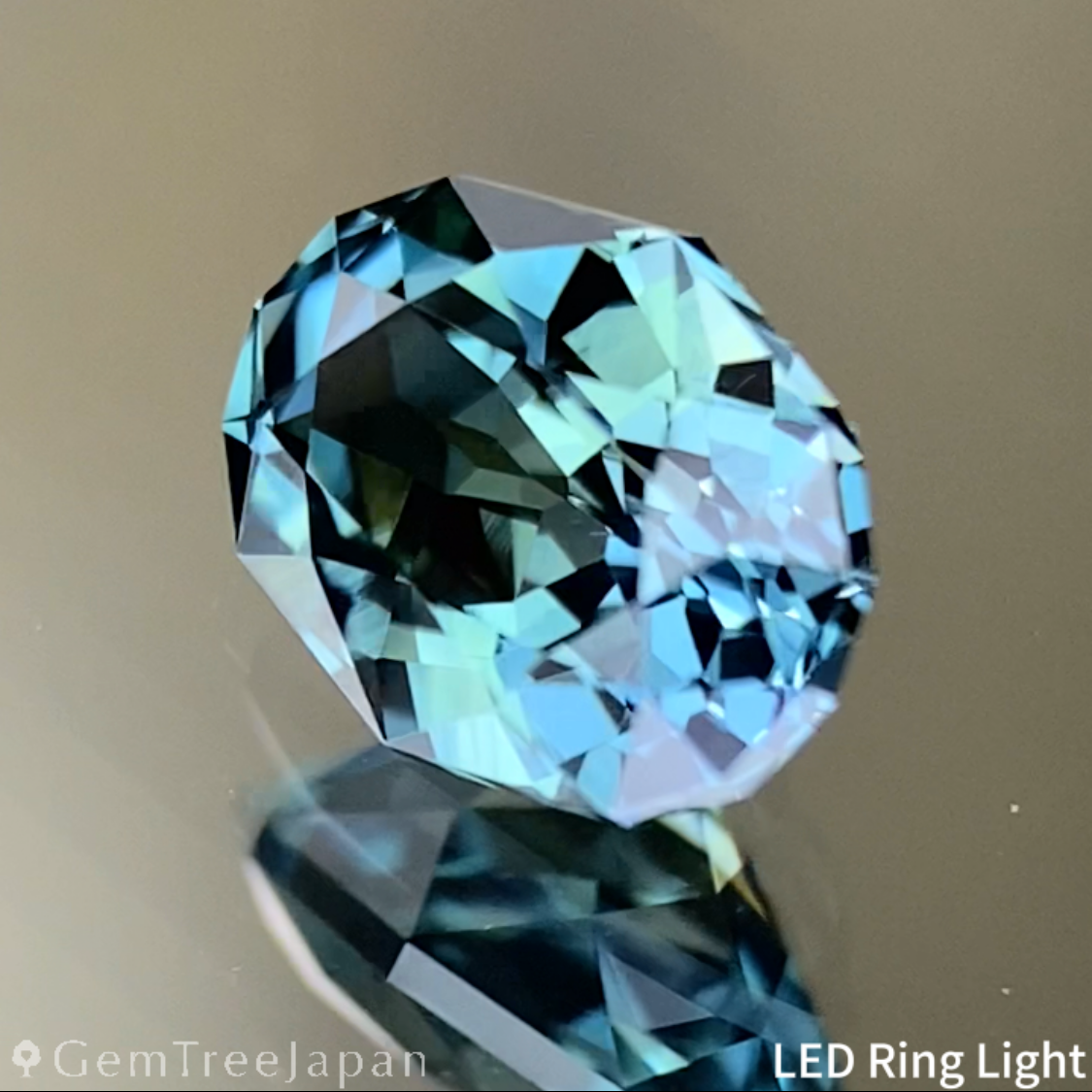 Bluish Green Sapphire 0.762ct / Nigeria