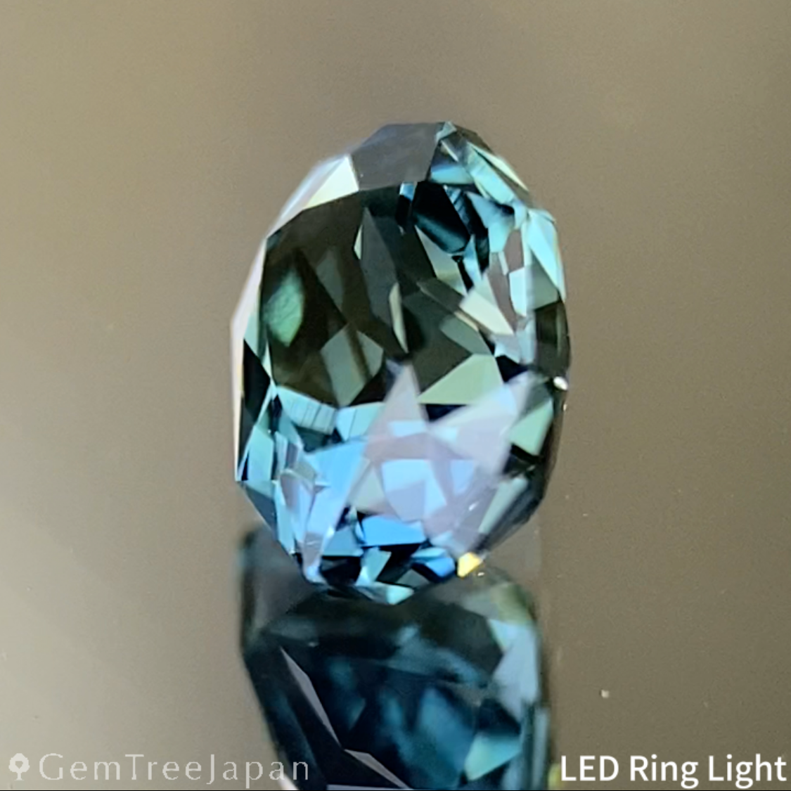 Bluish Green Sapphire 0.762ct / Nigeria