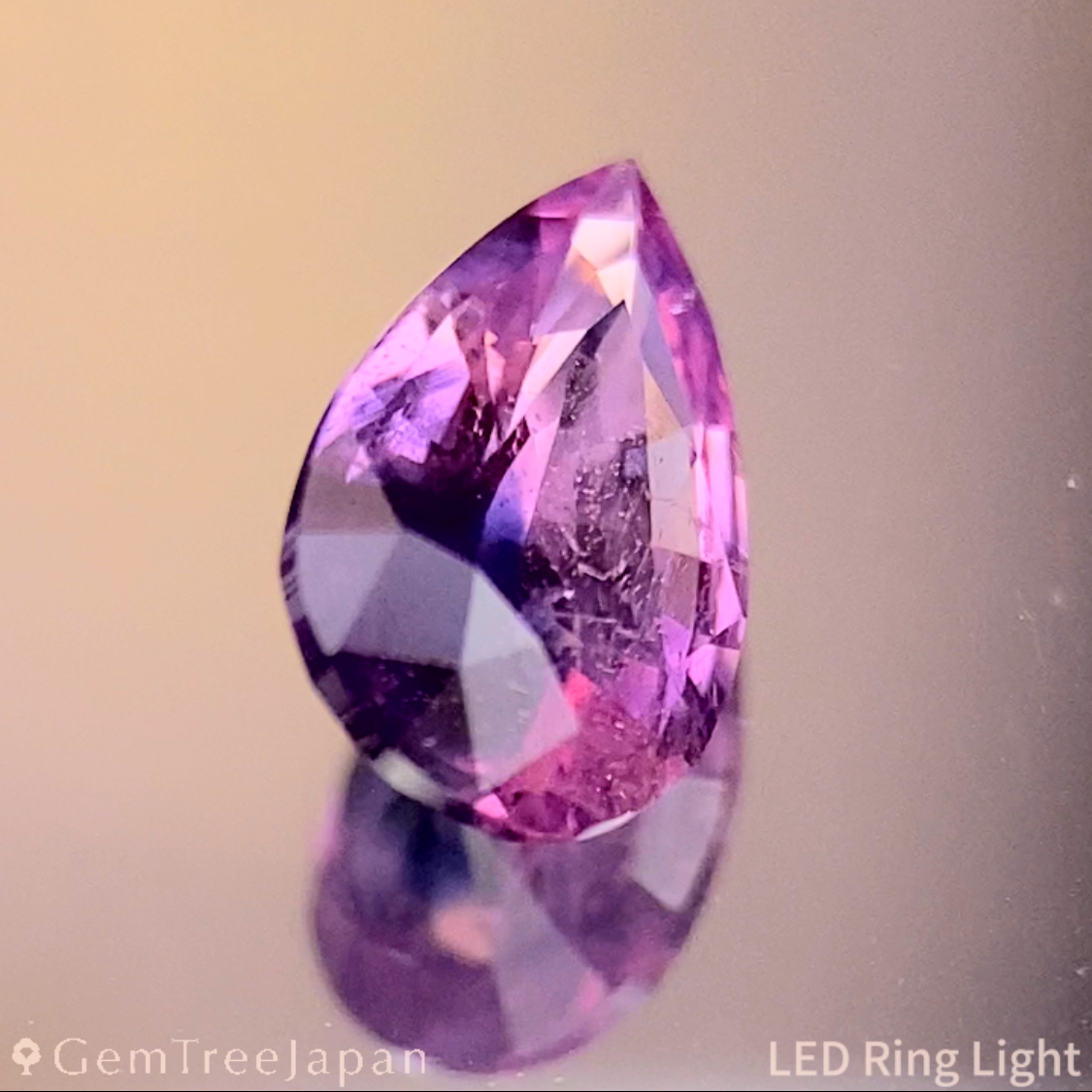 Un-Heat Parti-Color Sapphire 0.635ct / Vietnam