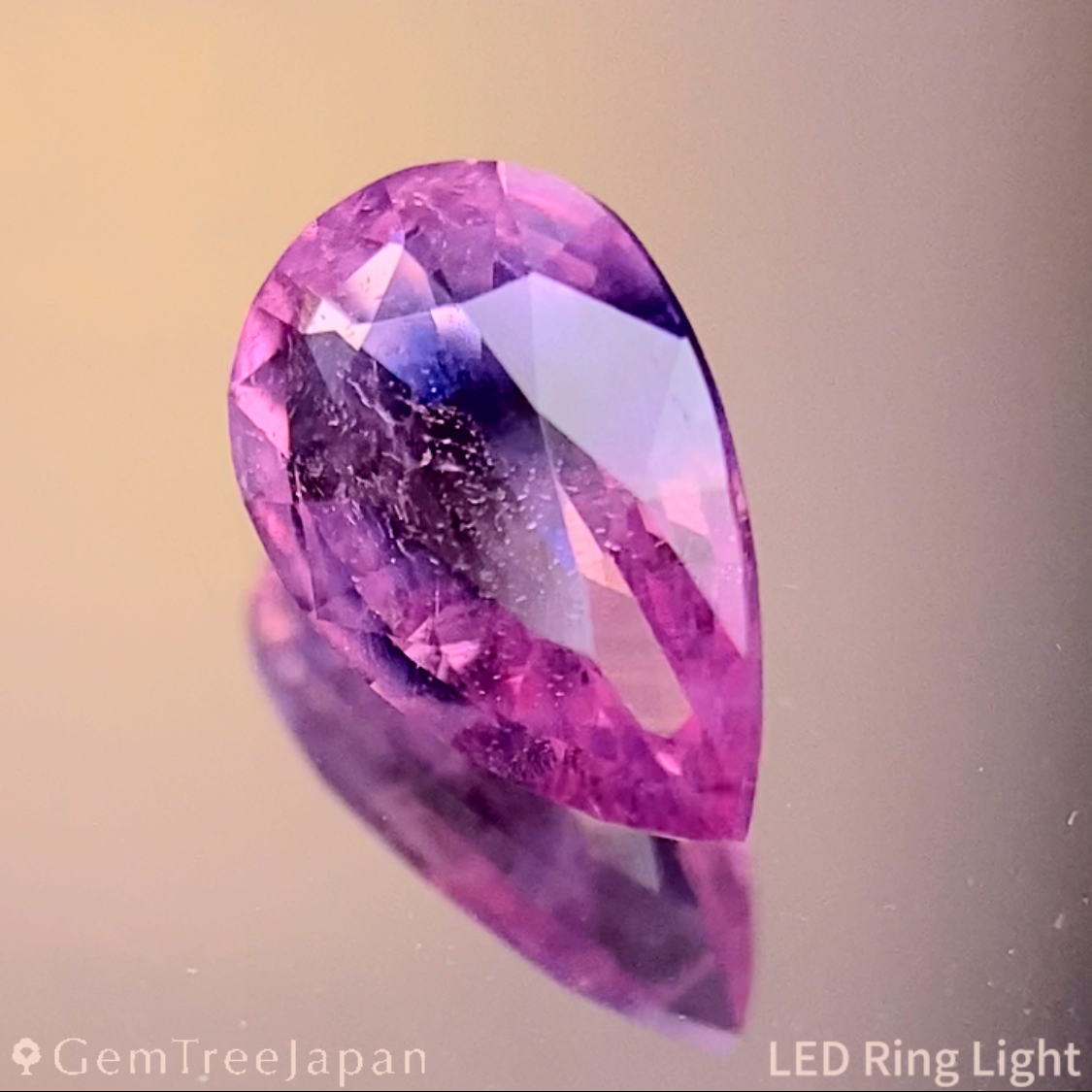 Un-Heat Parti-Color Sapphire 0.635ct / Vietnam