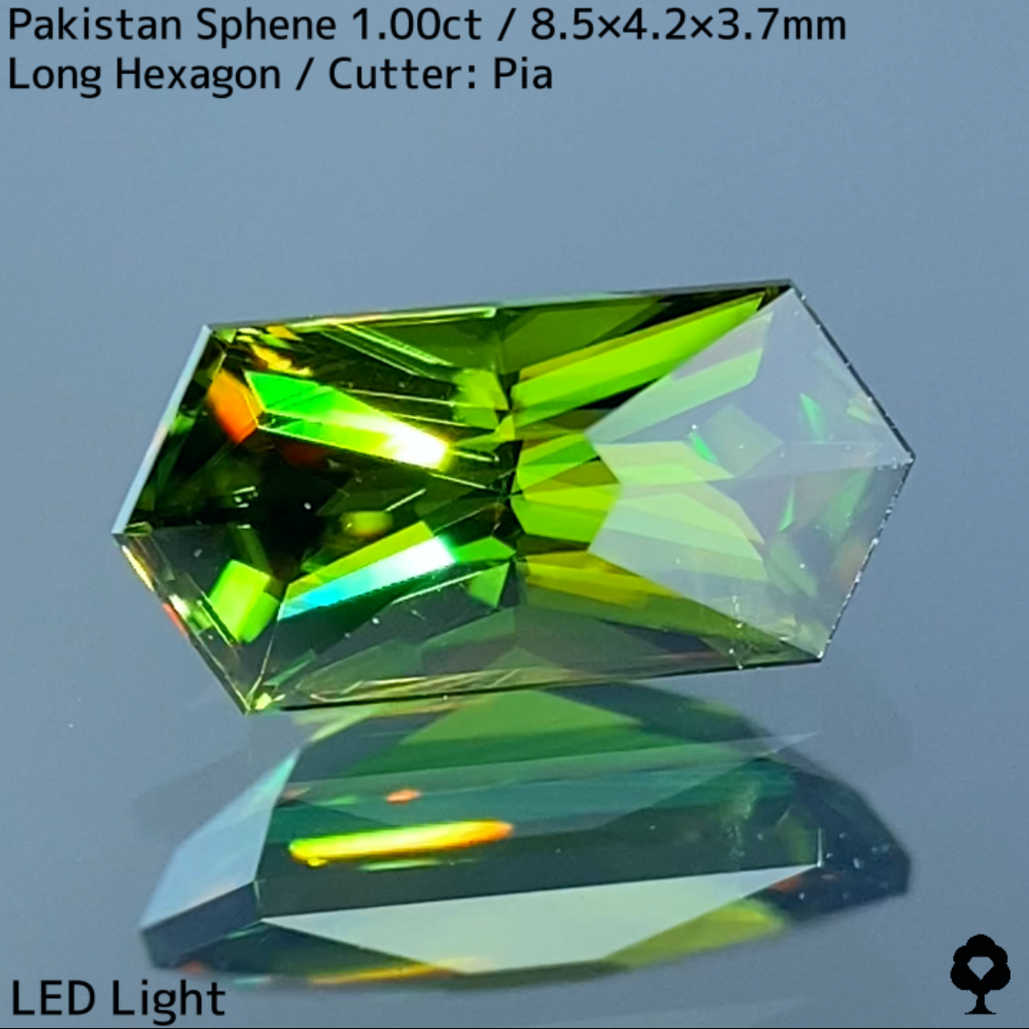 Sphene 1.00ct / Pakistan / New cut