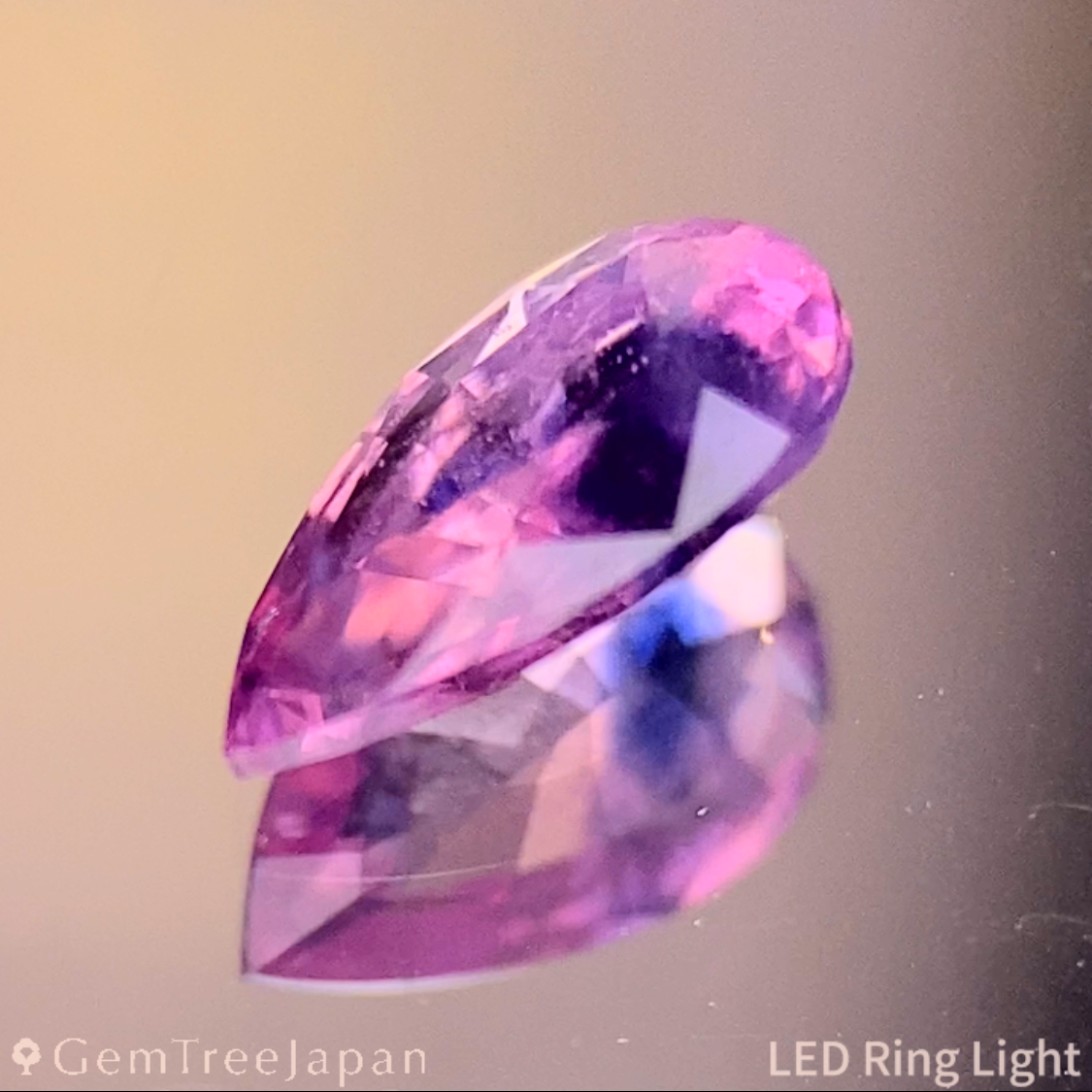 Un-Heat Parti-Color Sapphire 0.635ct / Vietnam