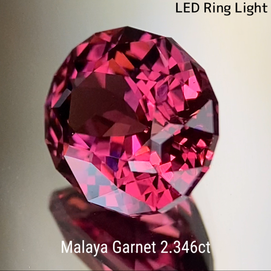 Malaya Garnet 2.346ct / Tanzania