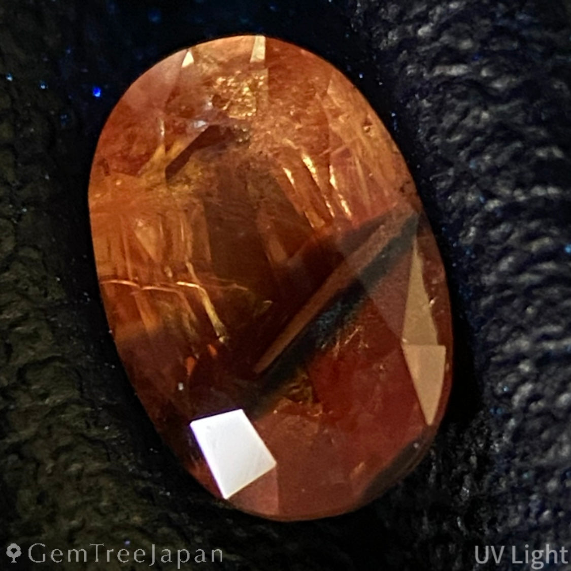 Un-Heat Parti-Color Sapphire 0.824ct / Vietnam