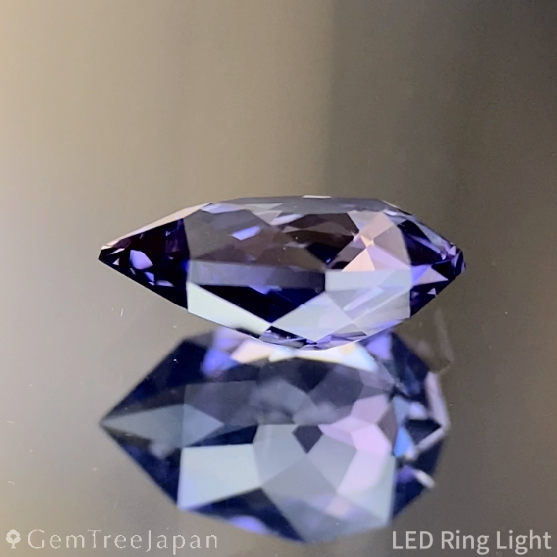 Iolite 0.525ct / Tanzania