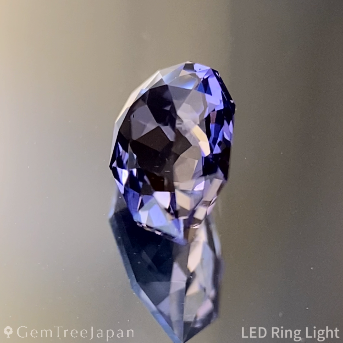 Iolite 0.525ct / Tanzania