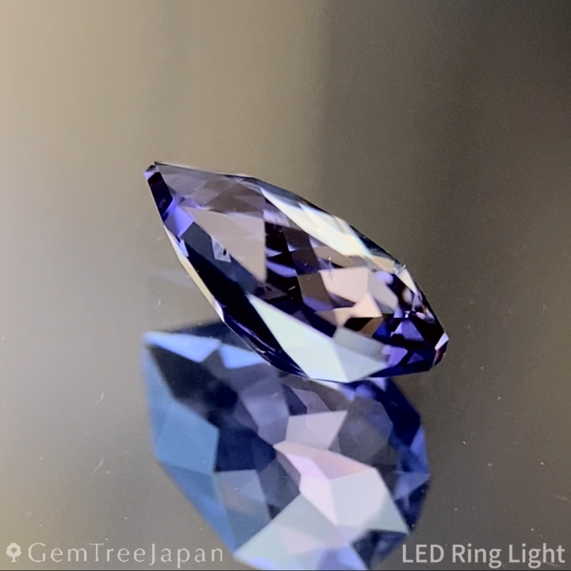 Iolite 0.525ct / Tanzania