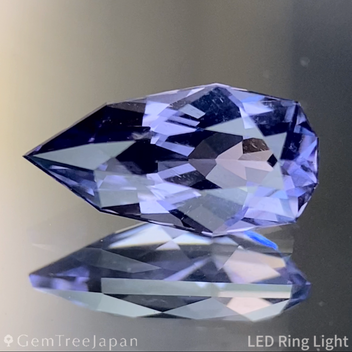 Iolite 0.680ct / Tanzania