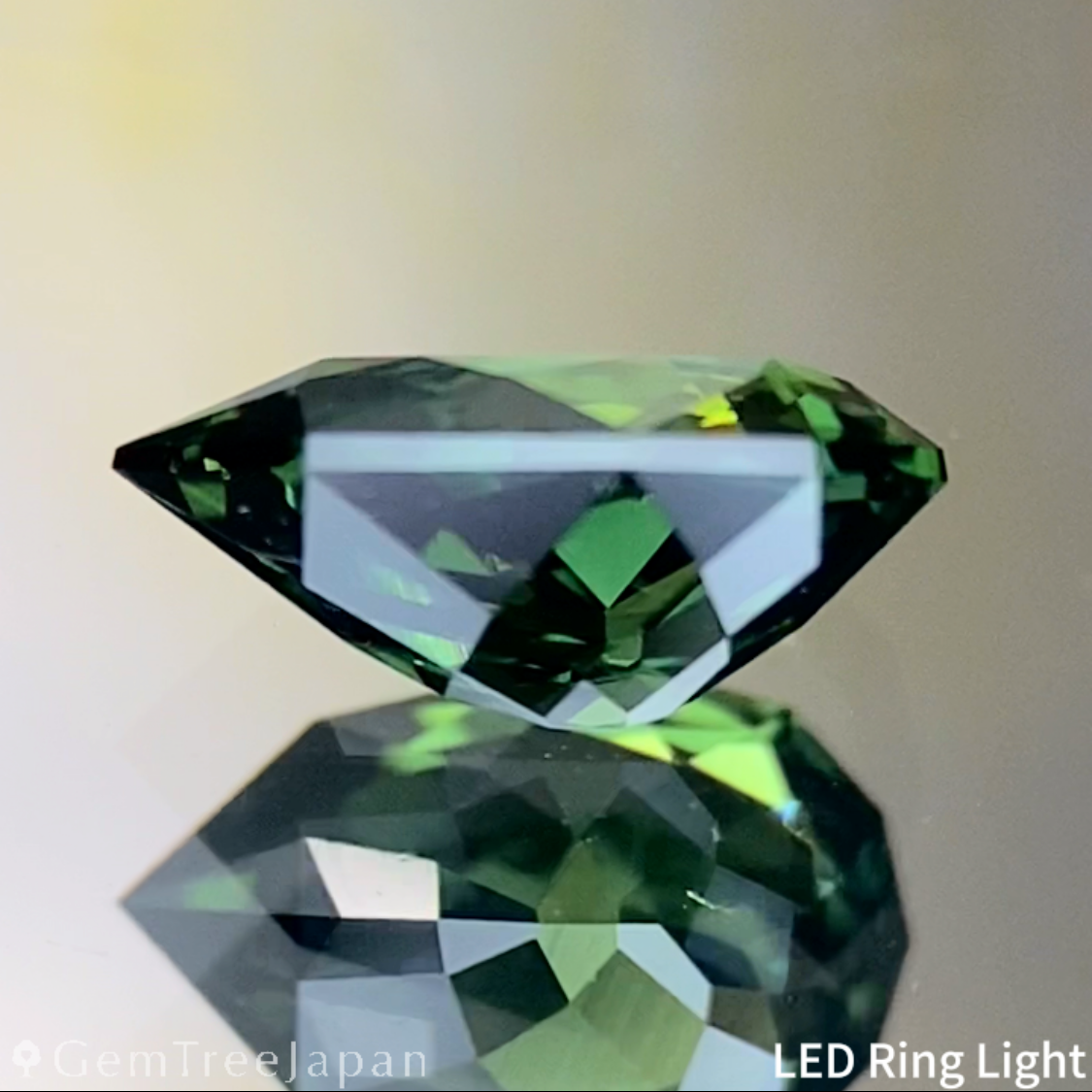 Green Sapphire 0.774ct / Nigeria