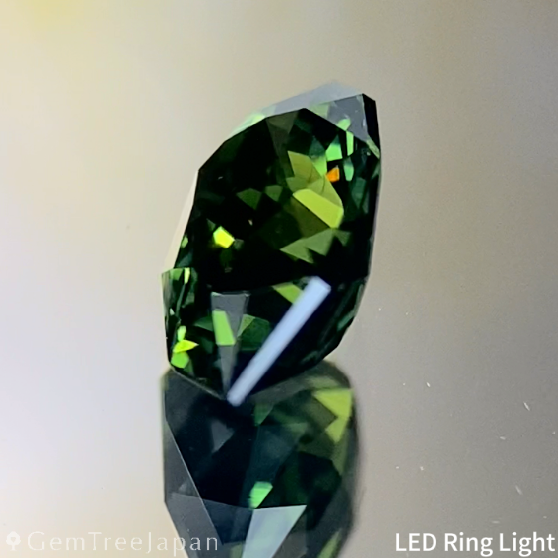 Green Sapphire 0.774ct / Nigeria
