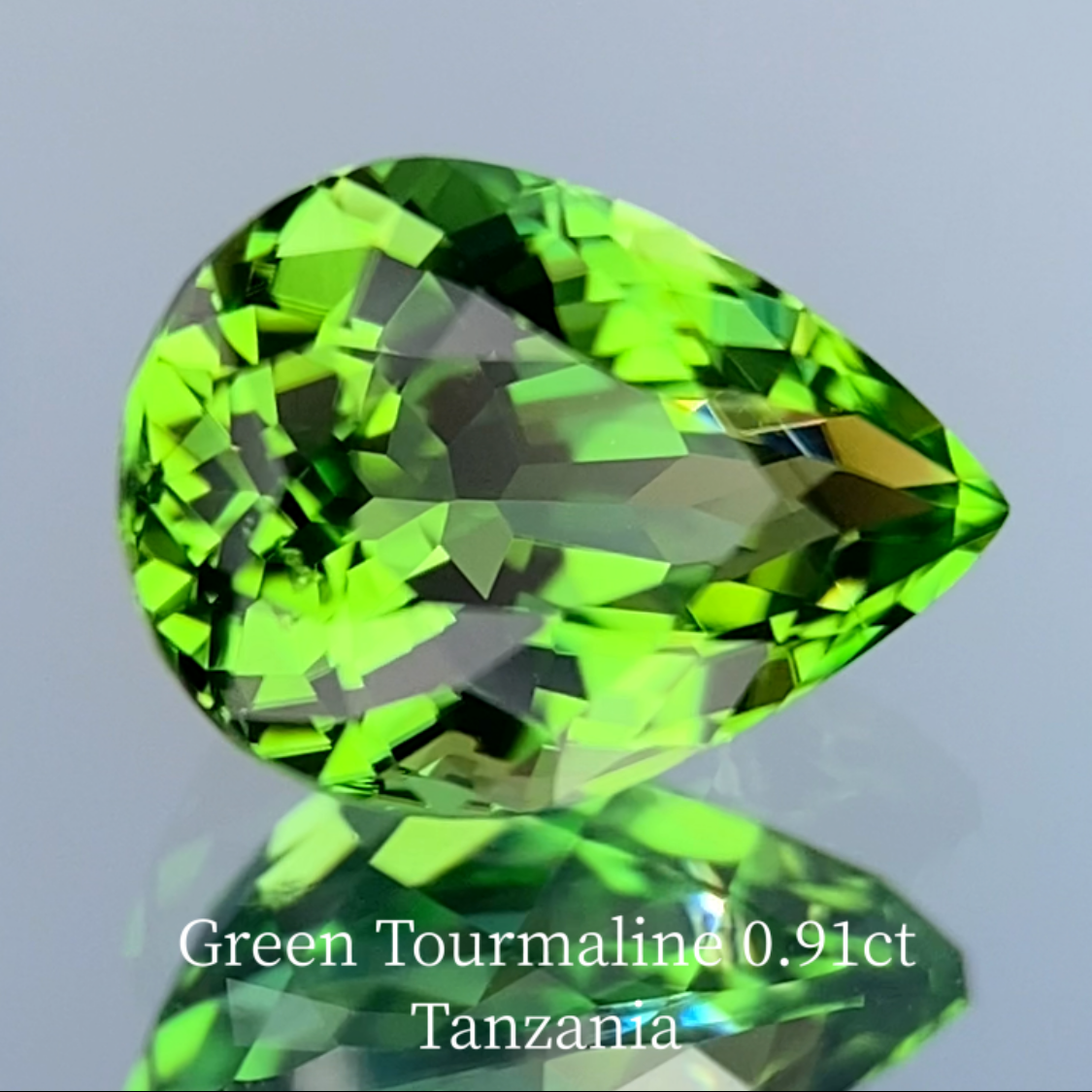Green Tourmaline 0.923ct / Tanzania