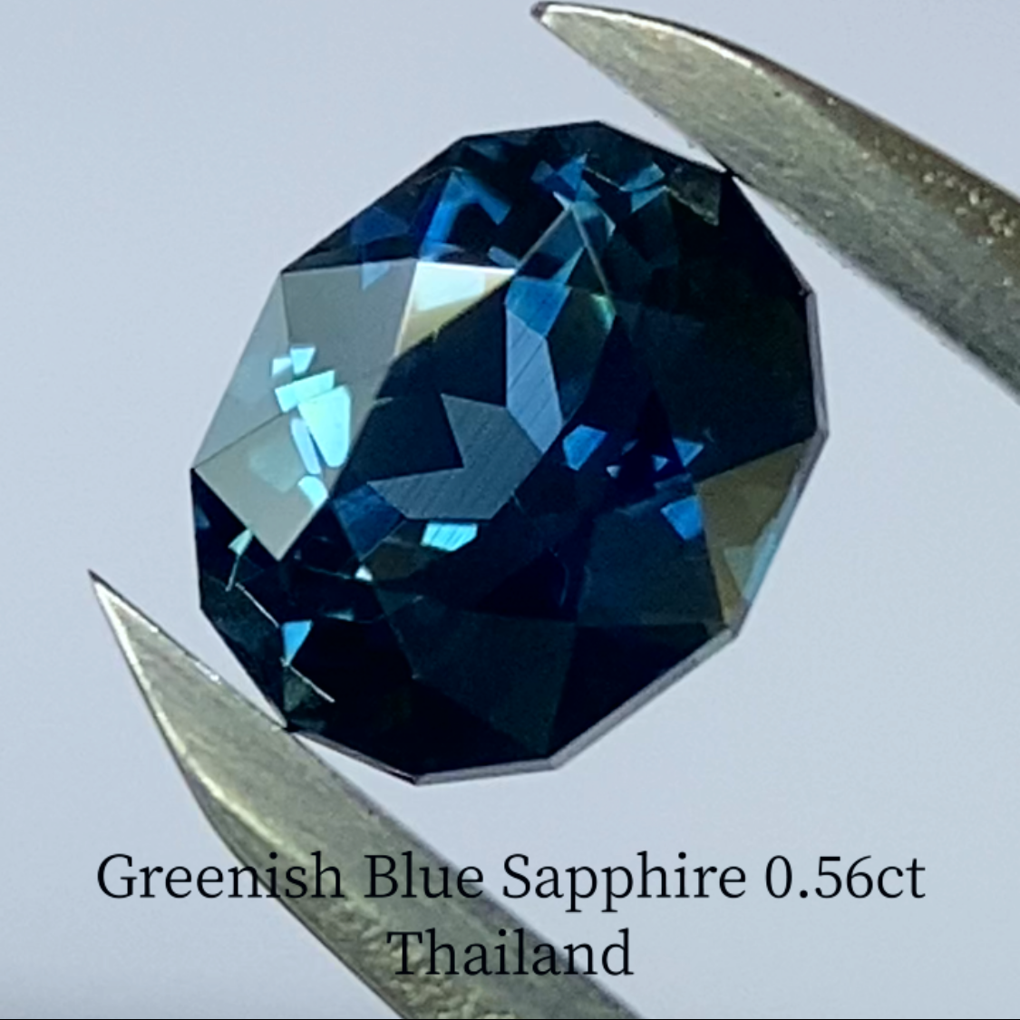 Greenish Blue Sapphire 0.570ct / Thailand